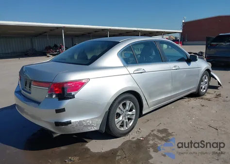 2011 Honda Accord 2.4 Lx-P из США, поврежденный, VIN 1HGCP2F47BA155870